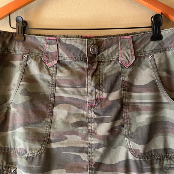 Camo mini skirt - Picture 2 of 4